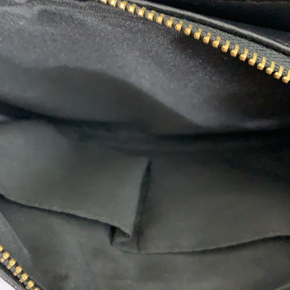 Rampage Small Black/Gold Crossbody Bag - Picture 6 of 9